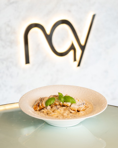 Drivu Fettuccine Alfredo (White Sauce)