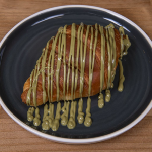 Drivu Pistachio Croissant