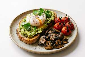 Avocado Toast - Reins Specialty Coffee dubai