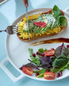 Drivu Egg Avocado Toast