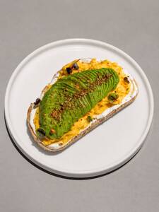 Avo Toast - La Petite Cafe abu-dhabi