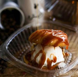 Drivu Kinder Ice Cream Burger