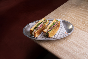 Drivu Steak Melt Sando