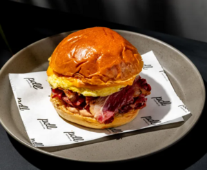 Drivu Egg & Bacon Bun 