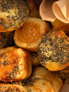 Drivu Mini Zaattar Cake