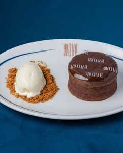 Dulcey Chocolate Fondant - Wave Cafe abu-dhabi
