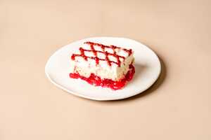 Drivu Raspberry Trifle Cake Slice