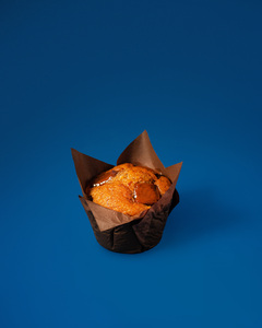 Peanut Butter & Chocolate Chunks Banana Muffin - Superfoods On The Go dubai