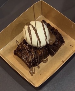 Drivu Brownie Sundae