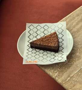 Drivu Chocolate Cake