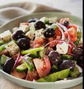 Drivu Greek salad سلطة يونانية