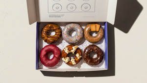 Drivu Box of 6 Crullers
