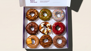 Drivu Box of 9 Crullers