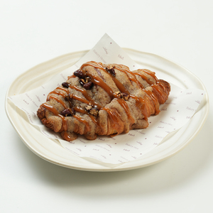 Drivu Pecan & Caramel Croissant