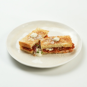 Drivu Shakshuka Labneh Brioche