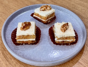 Drivu Mini carrot cake