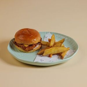 Drivu Crunchy Cloud Chicken Burger