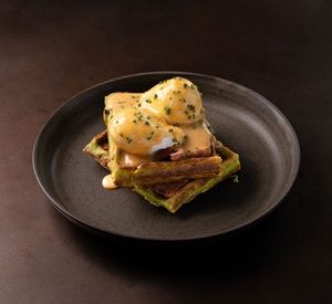 Drivu Eggs Benedict