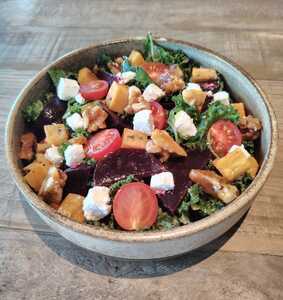 Drivu  Kale & Beetroot Salad