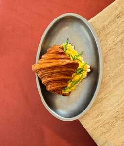 Drivu Filled Croissant