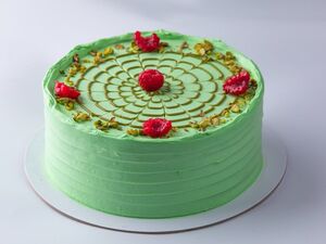 Drivu Pistachio Raspberry Cake