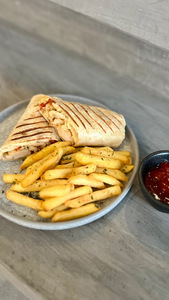 Drivu Haloumi SandWich