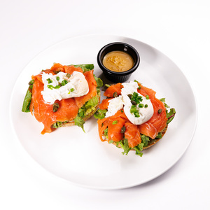 Drivu Benedict Egg with Salmon