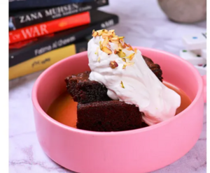 Drivu Sticky Date Pudding with Whipping Cream