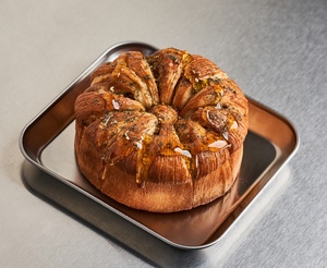 Drivu Zaatar Labneh Crown