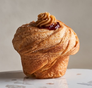 Drivu Peanut Butter & Jam Cruffin
