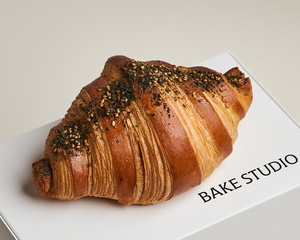 Drivu Zaatar Croissant