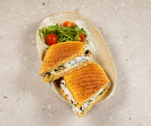 Drivu The Creamy Classic (Labneh & Zaatar)