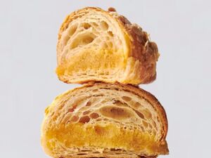 Drivu Almond Croissant