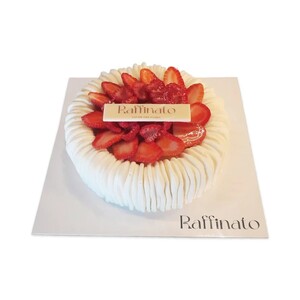 Drivu Strawberry Cake