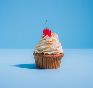 Drivu Vanilla Cupcake With Cherry Top