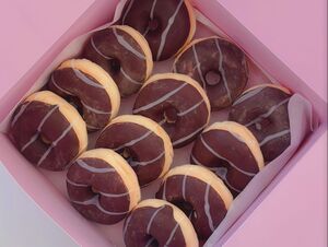Drivu Box x 12 Choco Donuts