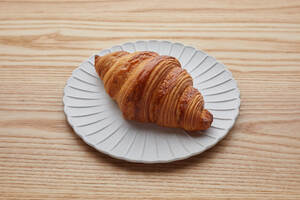 Drivu Plain Croissant