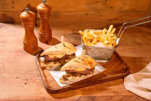 Drivu Steak Sandwich