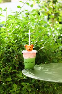 Drivu Bear Strawberry Matcha latte