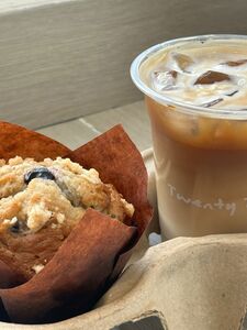 Drivu Classic Coffee with Muffin
