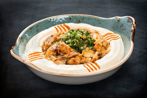 Drivu Humus with chicken