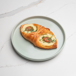 Drivu Mozzarella Tomato Danish