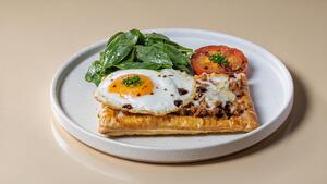 Bullseye Egg Puff - Around The Block dubai