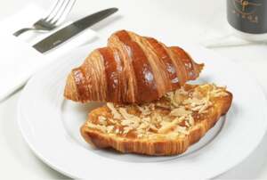 Drivu Fig and Brie Croissant