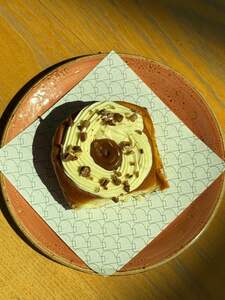 Drivu Cinnamon Salted Caramel Roll