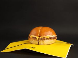 Drivu Classic Cheese Burger