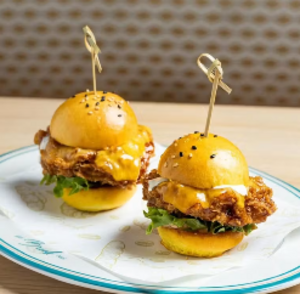 Drivu Maple Chicken slider 