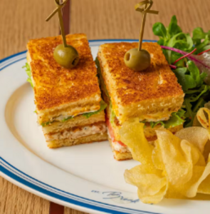 Drivu Break Club Sandwich