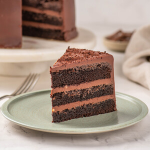 Drivu Valrhona Chocolate Fudge Cake