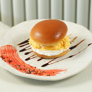 Labneh Zaatar Bun - Frontyard abu-dhabi
